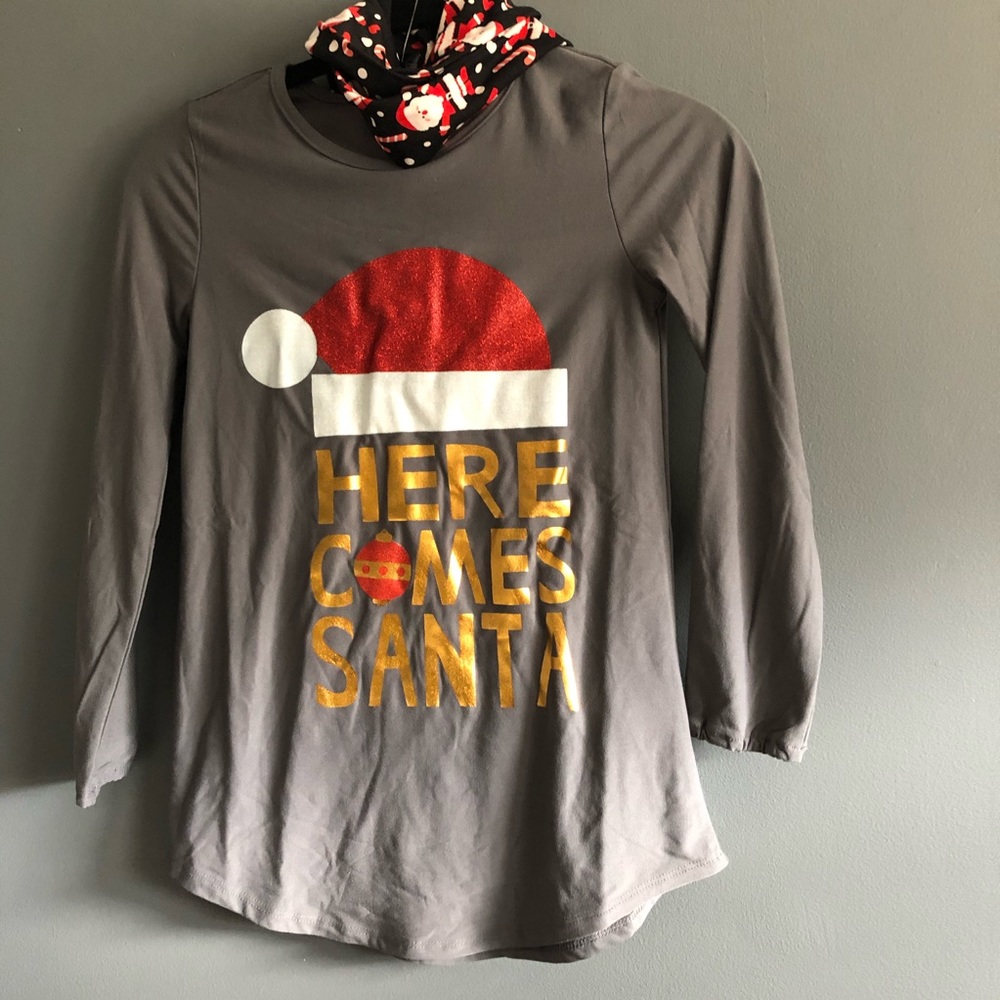 Derek Heart NWOT Holiday Shirt & Scarf Set